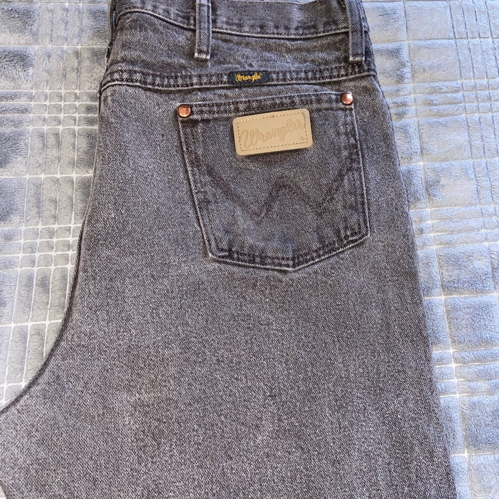 Wrangler Men's Dark Gray Straight Jeans